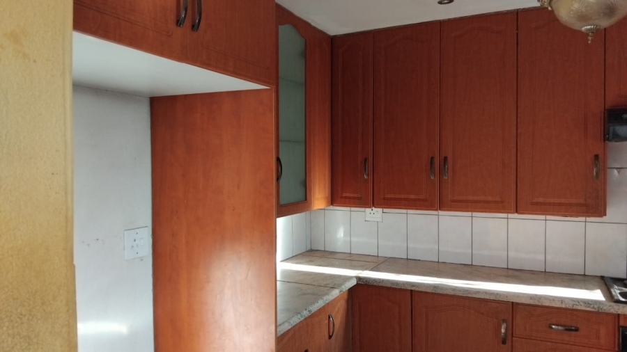 4 Bedroom Property for Sale in Geelhoutpark North West